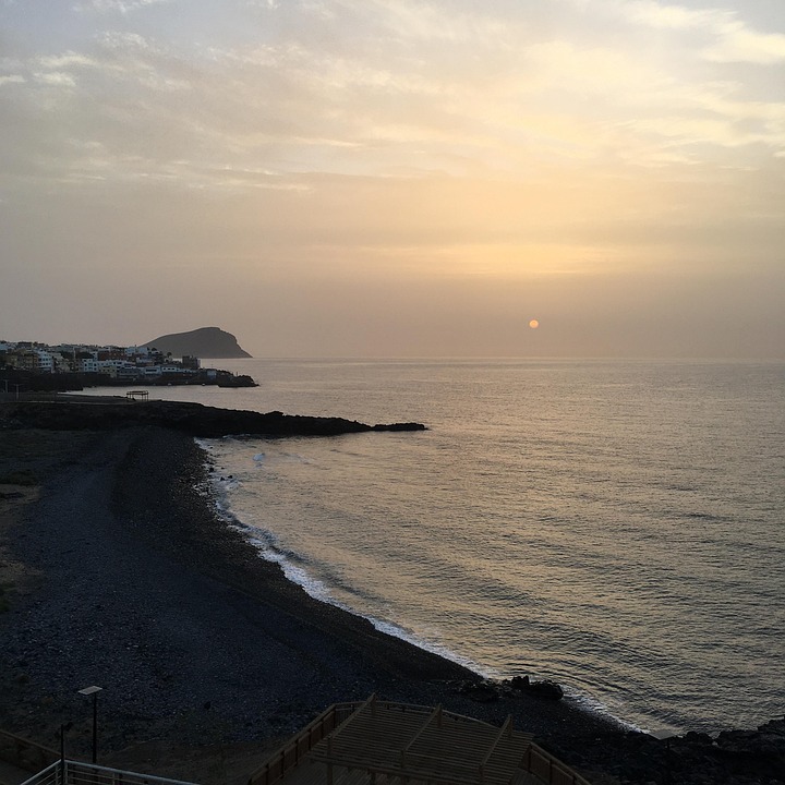 canary islands travel