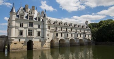 loire valley castles