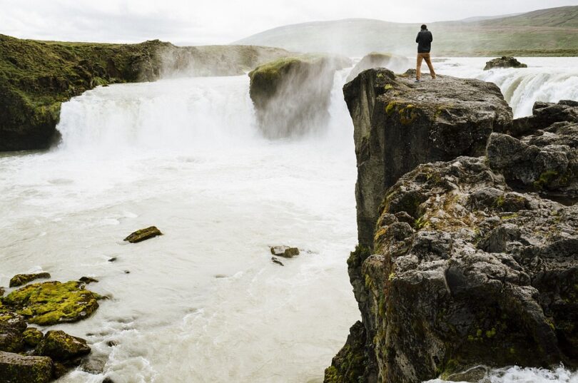 iceland hiking