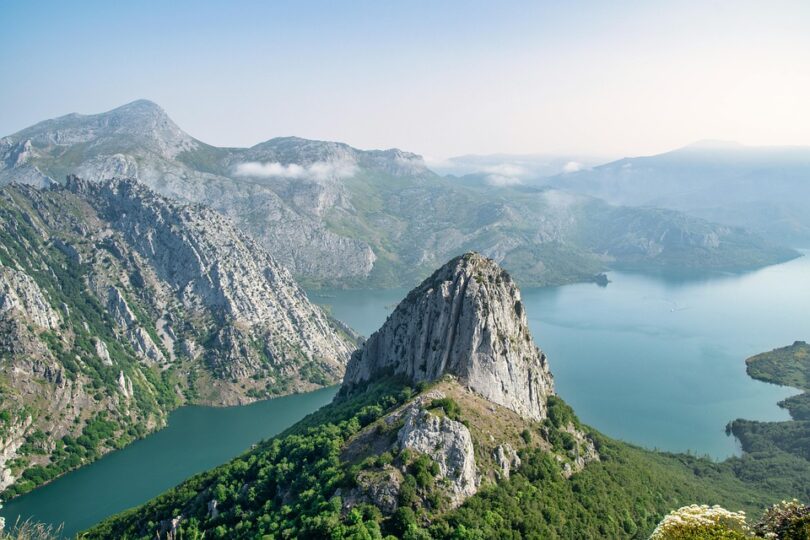 adventure travel spain